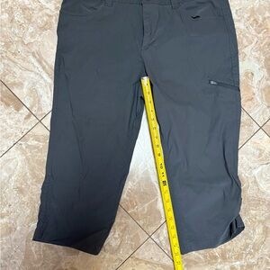 Eddie Bauer Gray Cargo capris 16